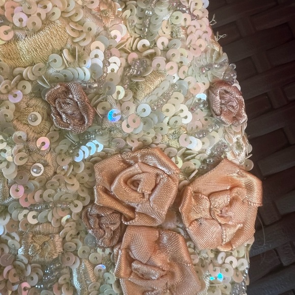 Clutch Purse with Sequins, Cloth Roses and Beaded Handles Prom, Wedding, Formal - Picture 5 of 9